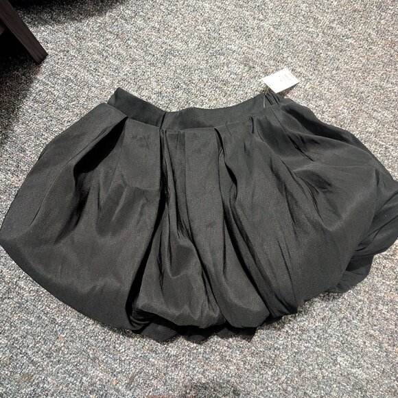 Medium Black Bubble Skirt. New with tags. Originally $25.00 - Picture 1 of 3